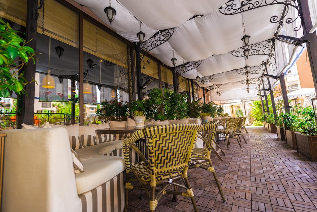 Romance Marine Aparthotel 써니비치 외부 사진