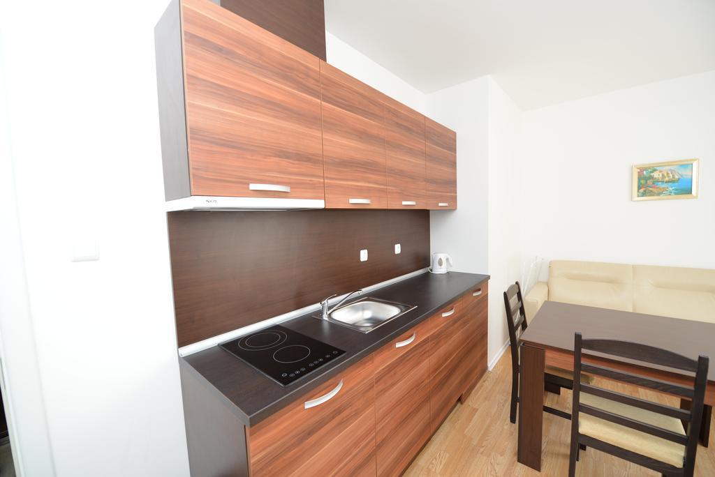 Romance Marine Aparthotel 써니비치 외부 사진