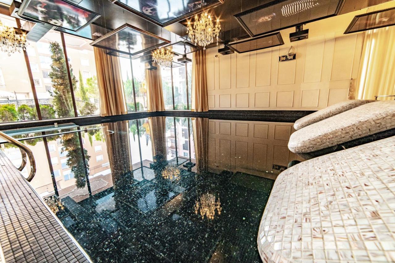 Romance Marine Aparthotel 써니비치 외부 사진